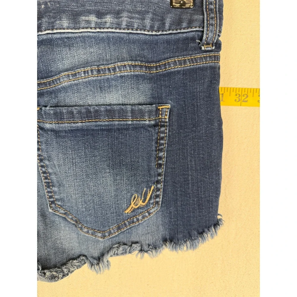 Express Denim Boho Embroidered Shorts Women 6 Y2K Jean Frayed Hem Indie Festival